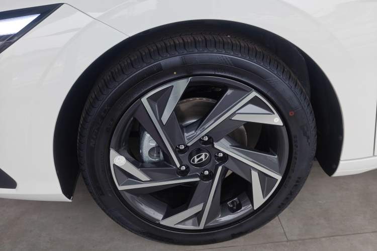 Used Hyundai Elantra 2023 1.5L CVT GLX Elite Edition
