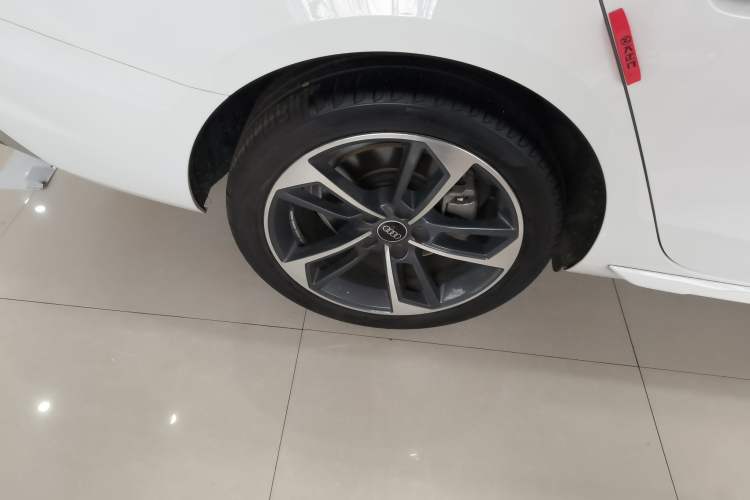 Used Audi A4L 2024 40 TFSI Fashion Dynamic Model