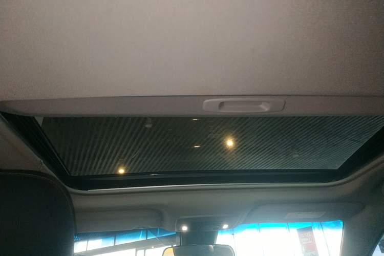 Used Toyota Camry 2018 2.0G Luxury Edition
