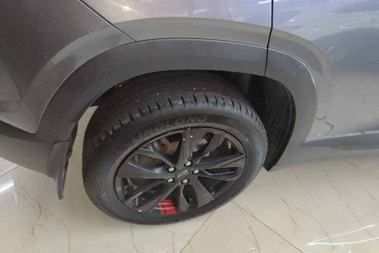 Used Chevrolet Trax 2019 Redline 335T CVT Trendy Version China VI Standard
