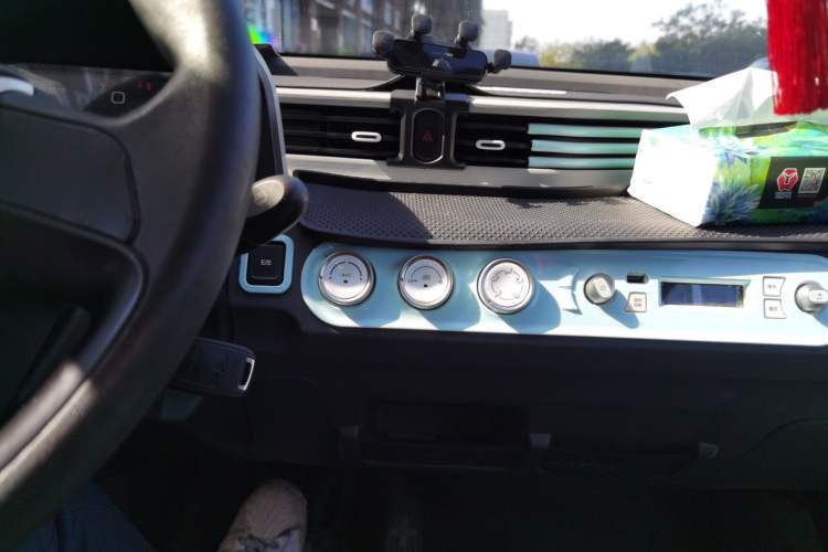 Used Wuling Hongguang MINIEV 2021 Macaron Fashion Model Lithium Iron Phosphate
