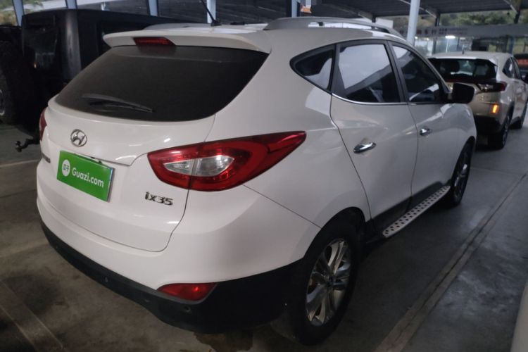 Used Hyundai ix35 2015 2.0L Automatic 2WD Smart Type China IV
