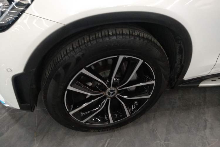 Used Mercedes-Benz GLC 2021 GLC 300 L 4MATIC Dynamic Model
