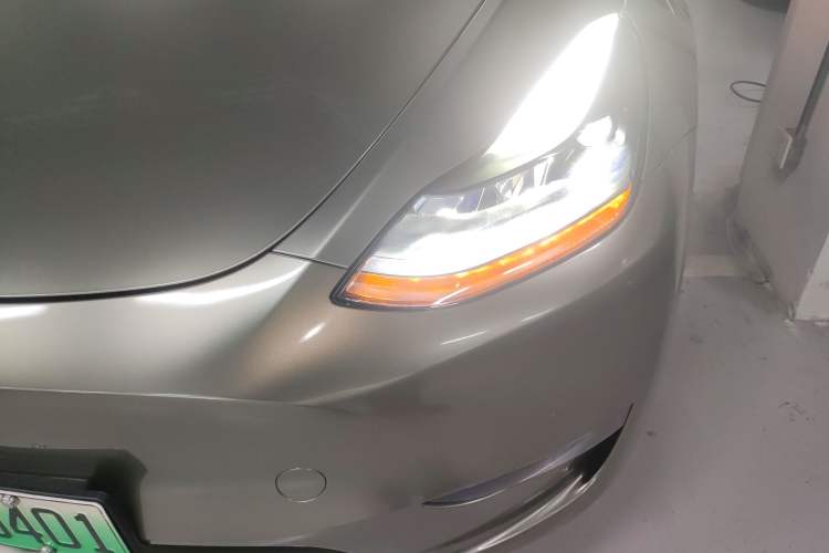 Used Tesla Model Y 2021 Long-Range All-Wheel-Drive Version