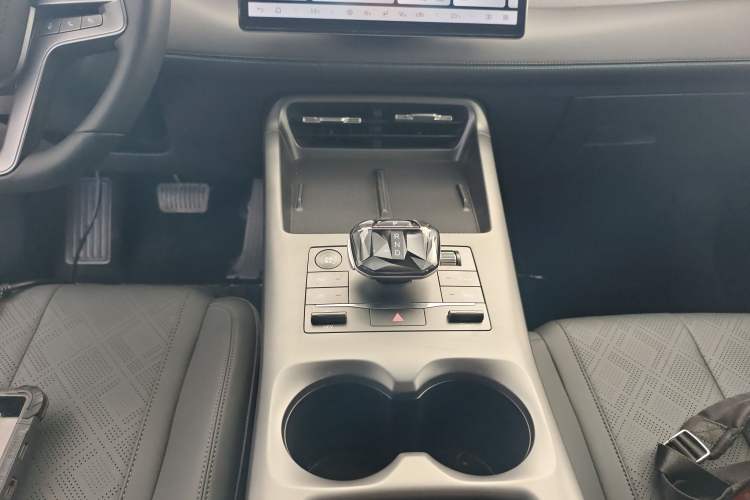 Used BYD Qin PLUS 2025 DM-i Smart Drive 120KM Superior Model