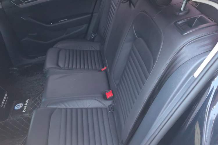 Used Volkswagen Magotan 2018 330TSI DSG Advanced Model
