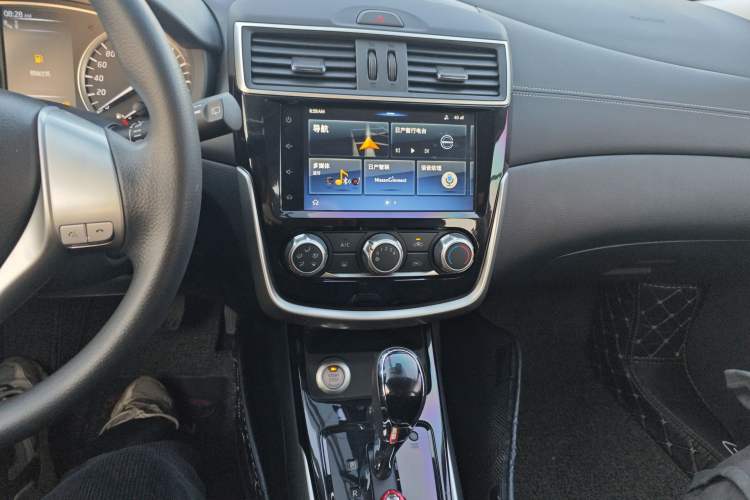 Used Nissan Tiida 2019 1.6L CVT Smart Drive Version China VI Standard
