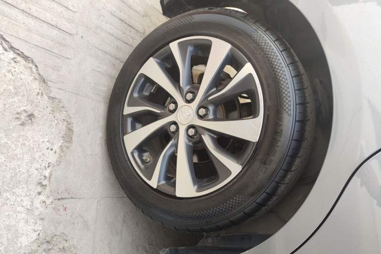 Used Buick Excelle GX 2019 18T Automatic Connected Elite Model China V Standard
