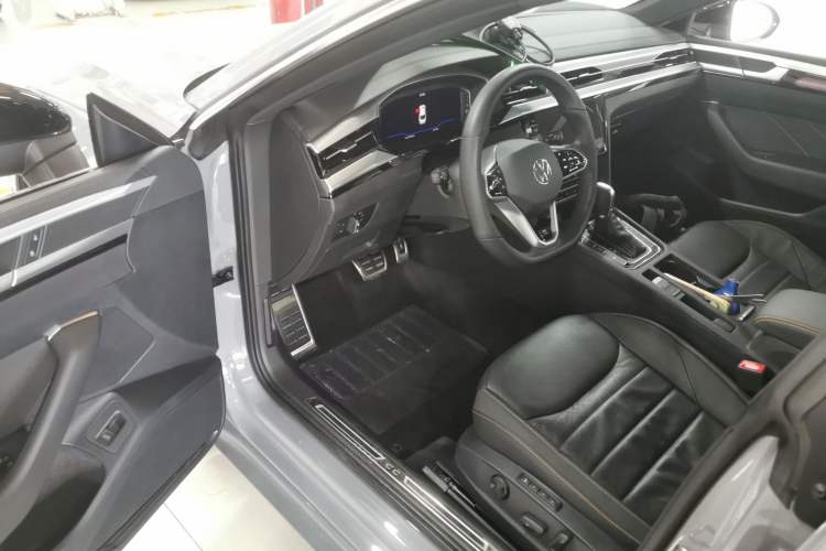 Used Volkswagen FAW-Volkswagen CC 2024 380TSI Striking Edition
