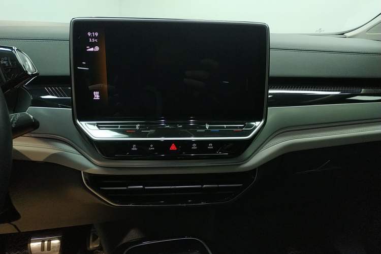 Used Volkswagen ID.6 CROZZ 2021 Long-Range PURE+ Edition