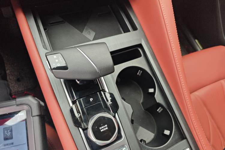 Used Changan CS75 PLUS 2024 3rd Generation Champion Edition 1.5T Intelligent Drive Dynamic Model
