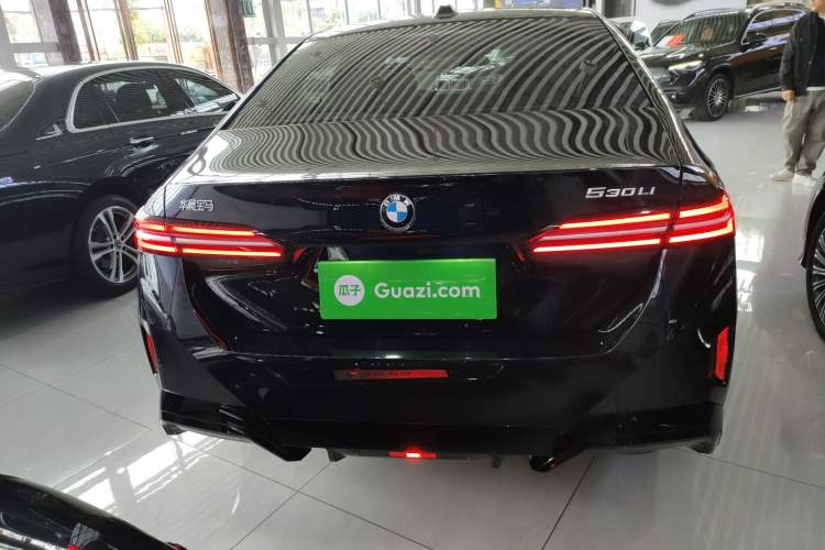 Used BMW 5 Series 2025 530Li Luxury Edition M Sport Package