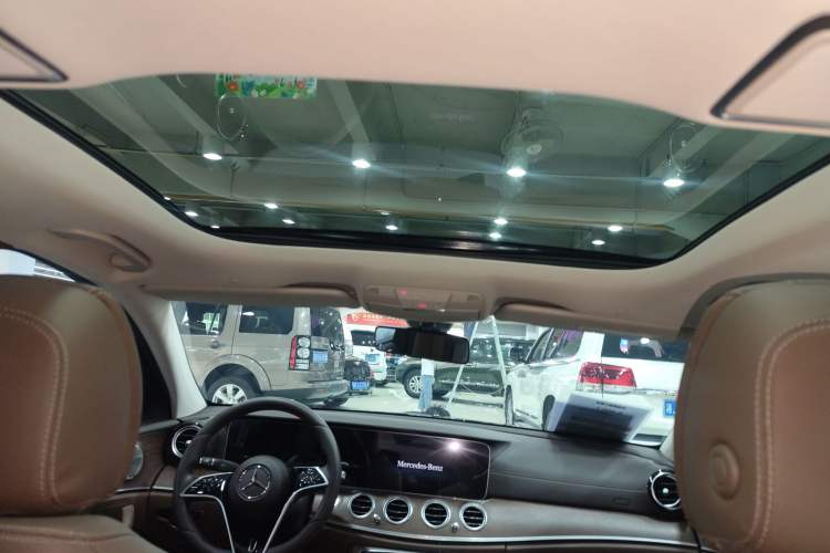 Used Mercedes-Benz E-Class 2023 E 260 L
