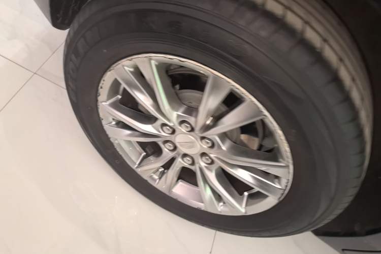 Used Cadillac XT5 2020 28T Luxury Version
