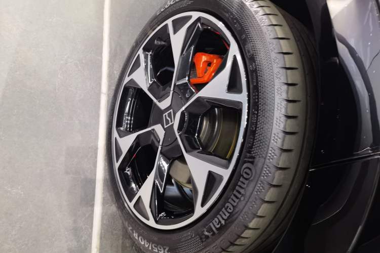 Used Zeekr 7X 2025 100kWh Long-Range All-Wheel Drive Intelligent Driving Version
