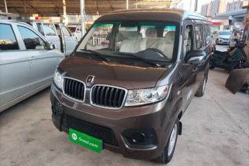 Used Jinbei Hiace X30 2023 1.5L Super-Comfortable Passenger Van 5/6/7-Seater Non-Air-Conditioned Version Model SWC15M