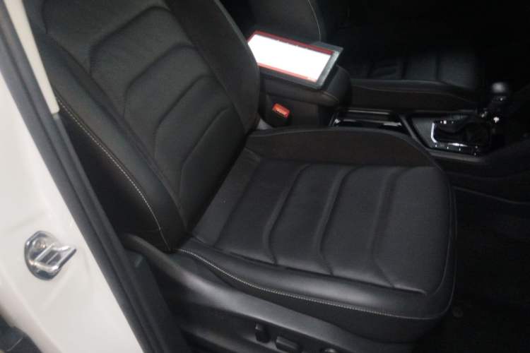 Used Volkswagen Tiguan L 2017 330TSI Automatic Two-Wheel Drive Comfort Edition
