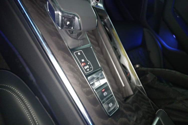 Used Audi A6L 2025 Restyled 45 TFSI quattro Prestige Dynamic Edition