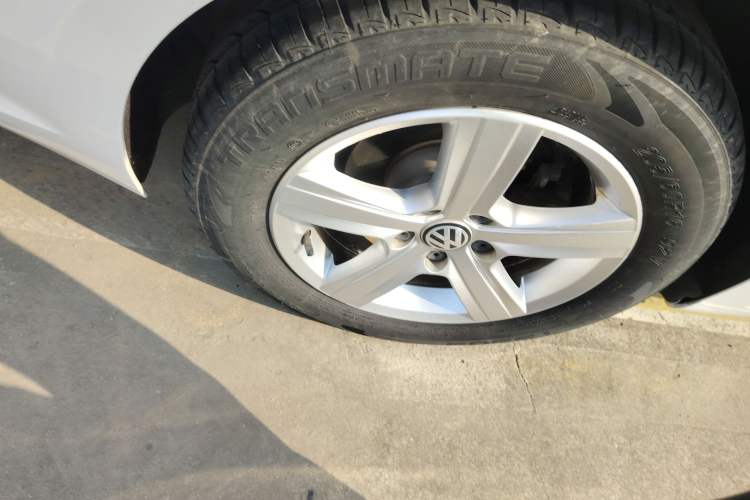 Used Volkswagen Lamando 2019 230TSI DSG Fashion Edition China V Standard