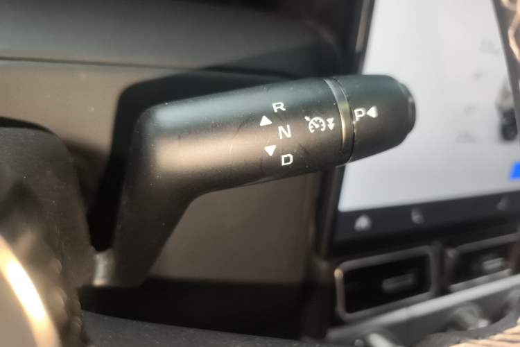 Used  V23 2026 Model V23S 501 Four-Wheel Drive Peak Performance Edition
