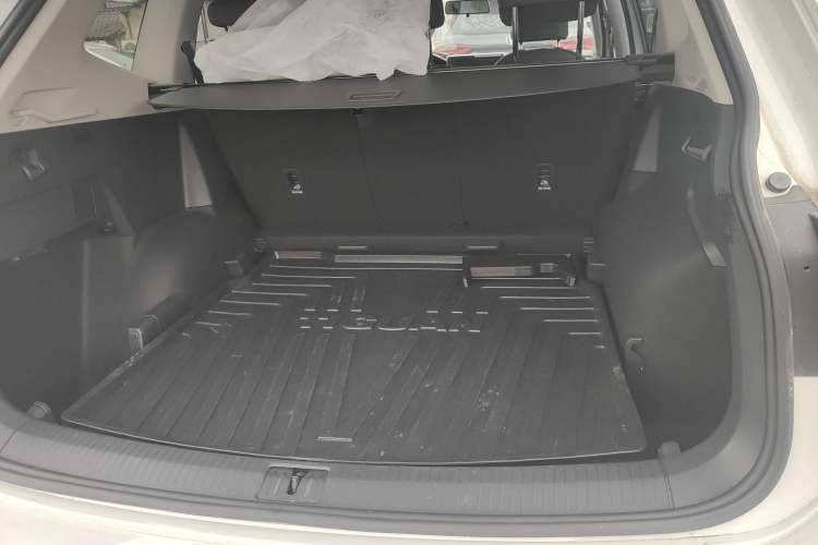 Used Volkswagen Tiguan L 2024 300TSI Automatic Two-Wheel Drive Smart Edition