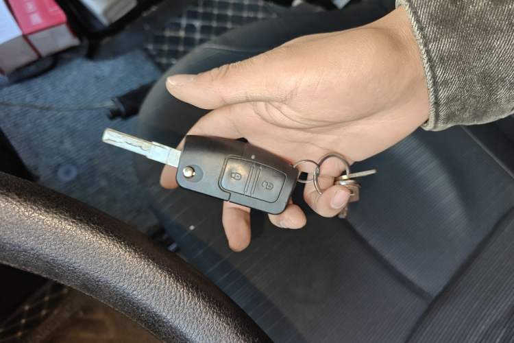 Used JMC Transit 2021 2.8T Space King Standard Version Long Wheelbase Mid-Height Roof Rear Single Tire – Step 6-Seater Diesel China VI Emission Standard JX493