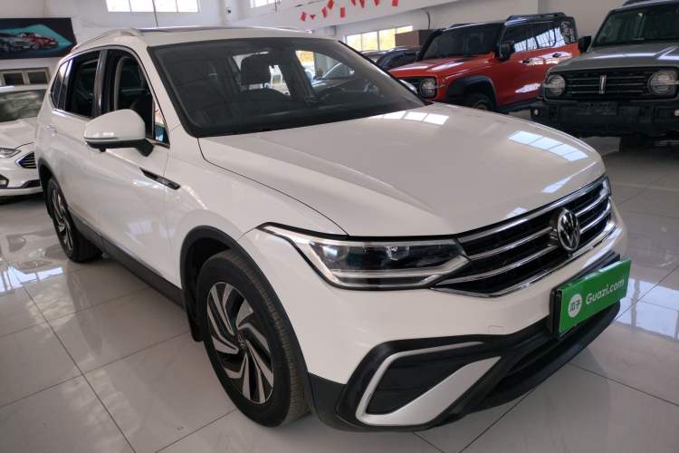 Used Volkswagen Tiguan L 2022 330TSI Automatic Two-Wheel Drive Smart Edition
