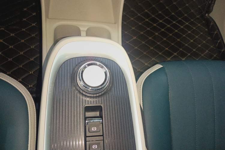 Used ORA Good Cat 2021 400km Standard Range Venus Edition Lithium Iron Phosphate
