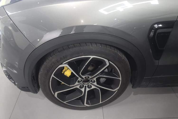 Used Lynk & Co 05 2020 2.0TD Two-Wheel Drive Shine Halo