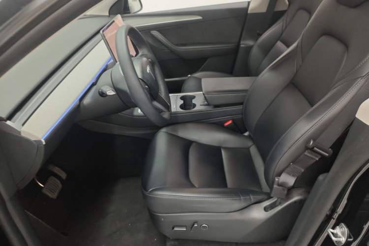 Used Tesla Model Y 2023 Rear-Wheel-Drive Version
