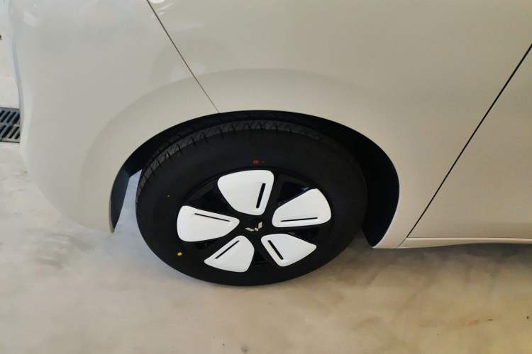 Used Wuling Hongguang MINIEV 2025 Four-Door Version Advanced Edition