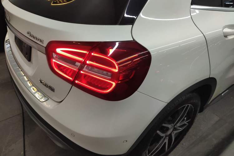 Used Mercedes-Benz GLA 2016 GLA 220 4MATIC Fashion Edition