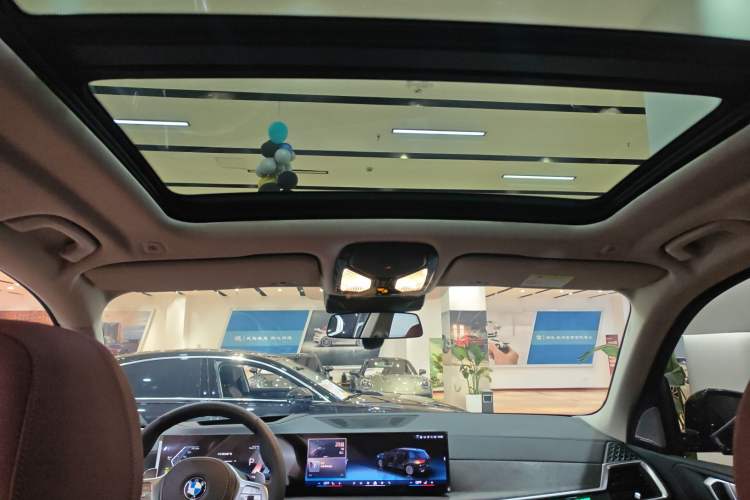 Used BMW X5 2023 xDrive 30Li Luxury M Sport Night Edition Package