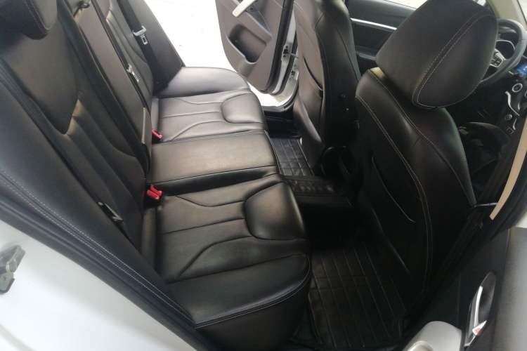 Used Geely Auto Emgrand 2017 Sedan Million Edition 1.5L CVT Upward Version
