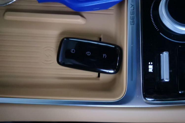 Used  Galaxy Xingjian 7 EM-i 2025 120km Exploration+ Version
