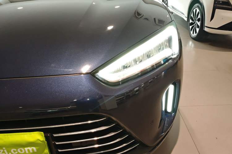 Used Hima AITO M5 2022 Extended-Range Four-Wheel Drive Performance Version
