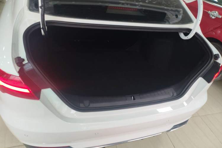 Used Geely Auto Binray 2020 1.4T CVT Asian Games Edition
