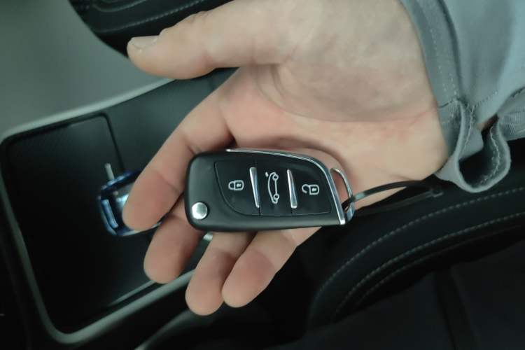 Used Mitsubishi Outlander 2021 2.0L Two-Wheel Drive Comfort Edition 5 Seats