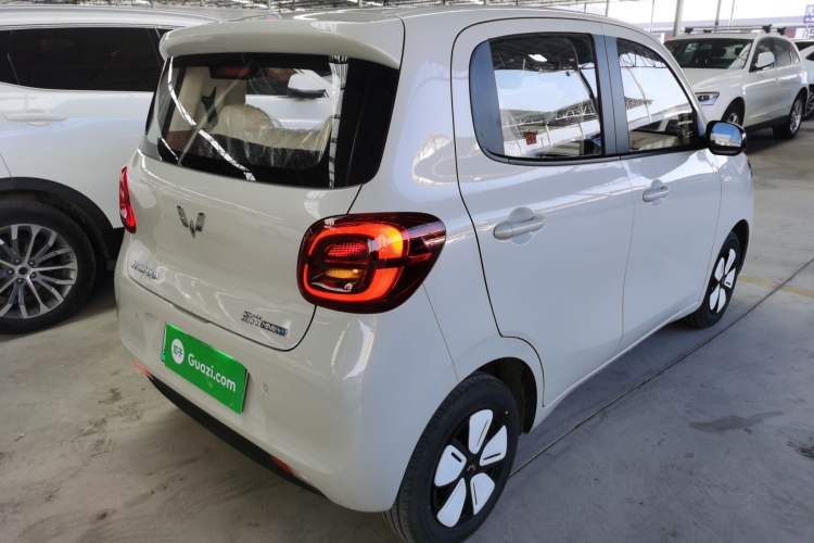 Used Wuling Hongguang MINIEV 2025 Four-Door Version Advanced Edition
