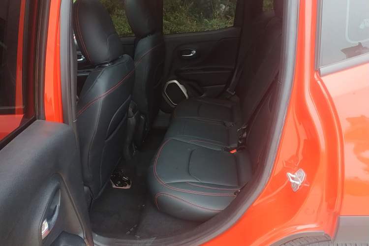 Used  Renegade 2017 180T Automatic High-Energy Version
