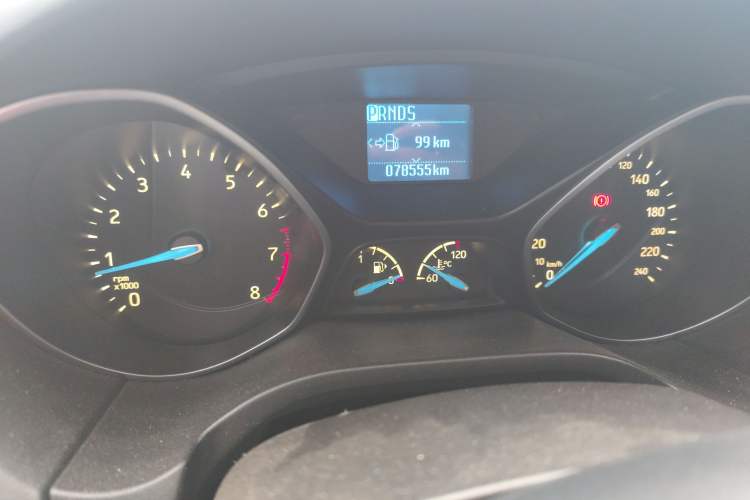 Used Ford Focus 2017 Sedan 1.6L Automatic Fashion Edition Smart Drive Version
