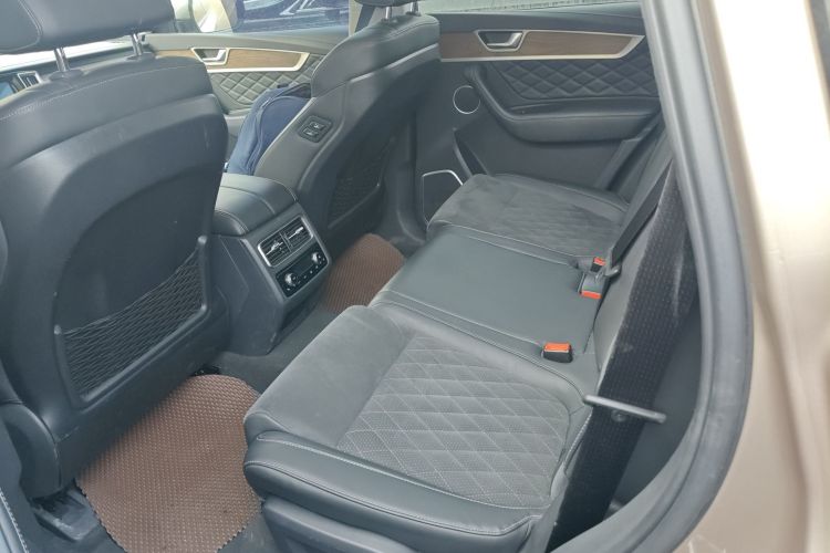 Used Hongqi HS7 2022 3.0T Automatic All-Wheel Drive ZhiLian Flagship Edition Five Seats
