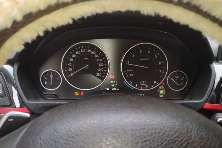 Used BMW 3 Series 2014 320i Sport Design Package
