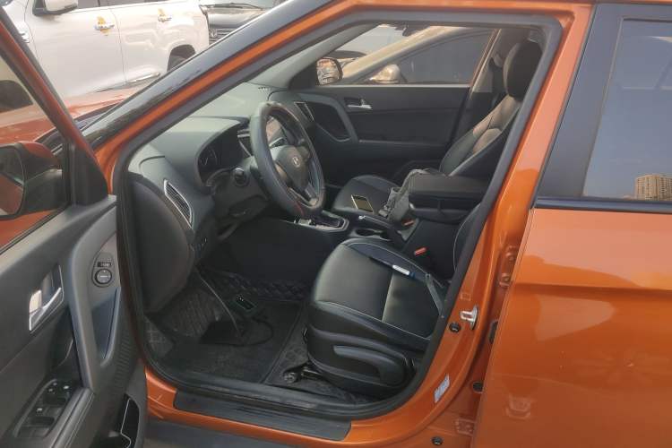 Used Hyundai ix25 2015 1.6L Automatic Two-Wheel Drive Smart GLS Trim
