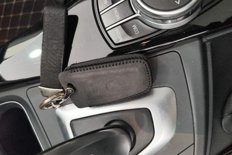 Used BMW 3 Series 2019 320Li Fashion Model
