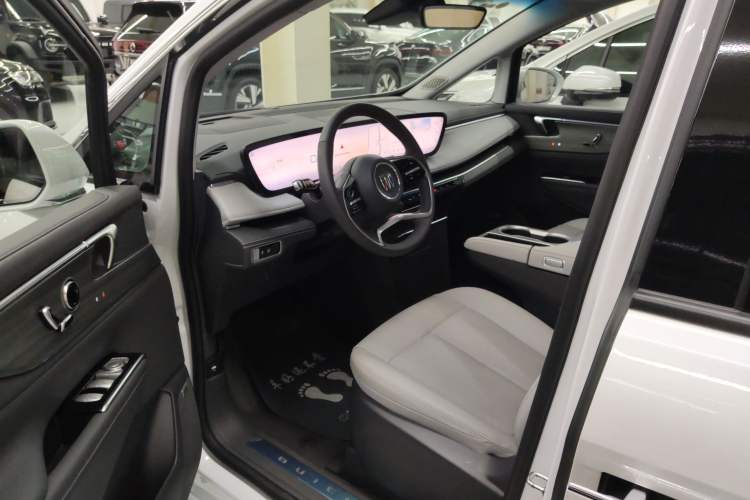 Used Buick GL8 2025 Lu Zun Deluxe Edition
