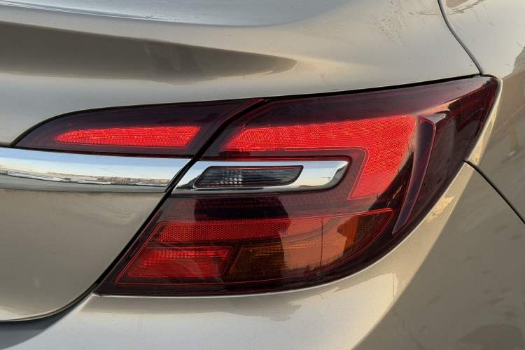 Used Buick Regal 2015 1.6T Leading Technology Model
