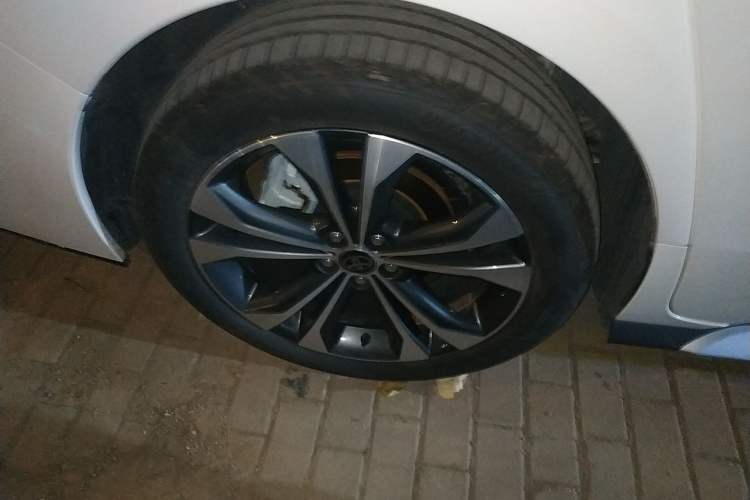 Used Toyota Granvia 2023 2.5L Hybrid Prestige PLUS Edition
