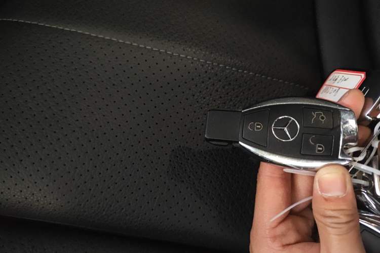 Used Mercedes-Benz GLC 2016 GLC 260 4MATIC Luxury Model