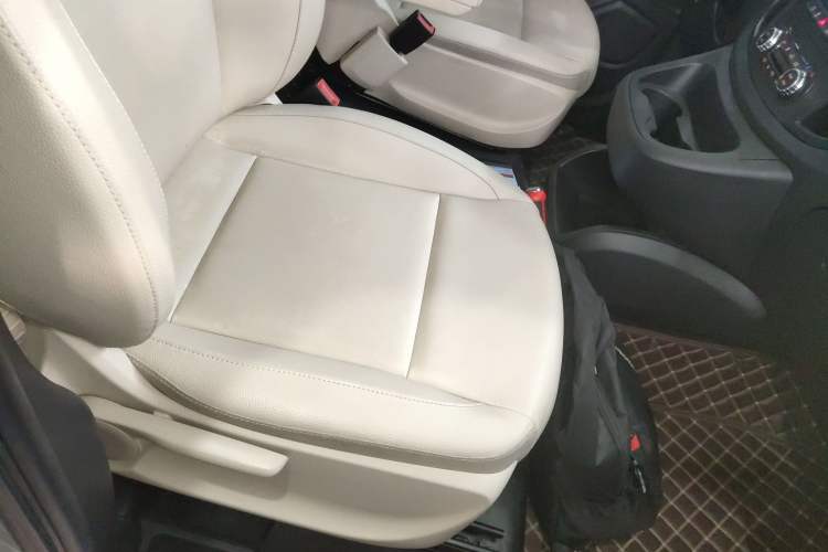 Used Mercedes-Benz Vito 2016 2.0T Business Edition
